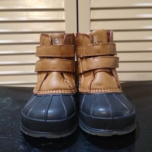 Magellan Outdoors Kids Size 8 Waterproof Winter Snow Boots NWT